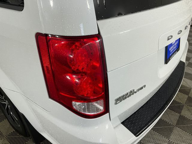 Used 2015 Dodge Grand Caravan SXT image 15