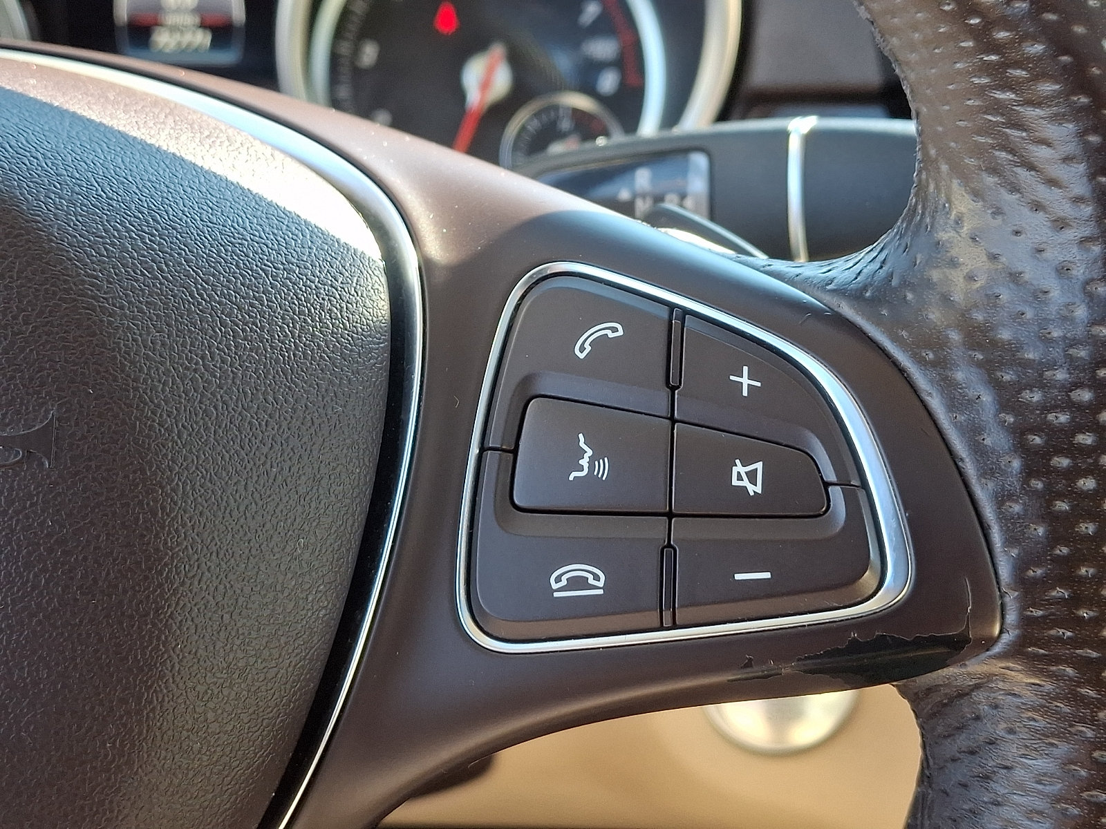 Used 2018 Mercedes-Benz GLE 350 4MATIC image 23