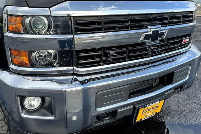 Used 2016 Chevrolet Silverado 2500 LTZ w/ LTZ Plus Package AWD/4WD image 33