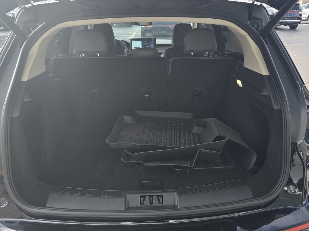 Certified 2023 Lincoln Corsair AWD image 25