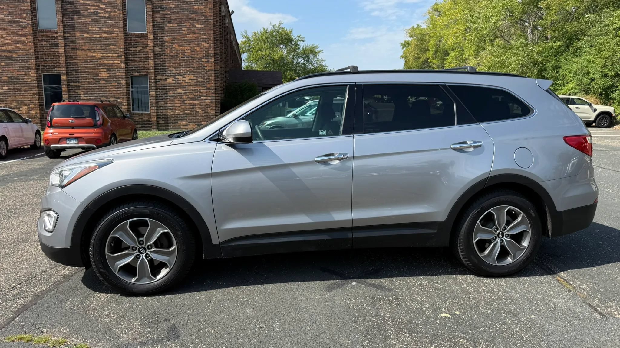 Used 2013 Hyundai Santa Fe GLS w/ Popular Equipment Pkg AWD/4WD image 6