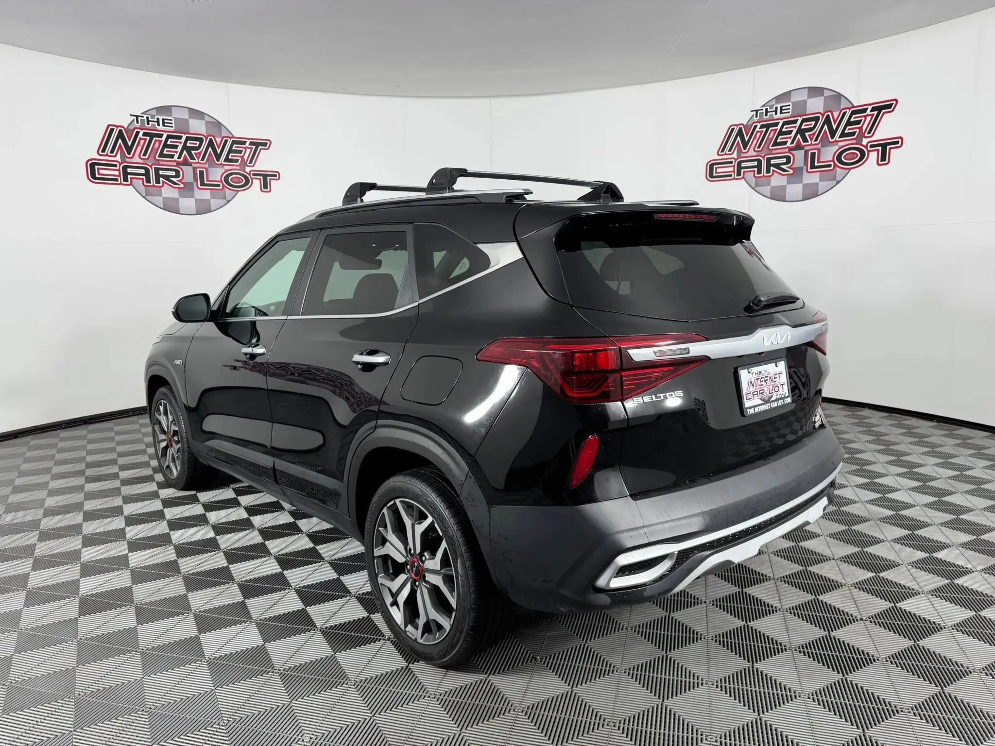 Used 2022 Kia Seltos SX w/ Sunroof Package AWD/4WD image 5