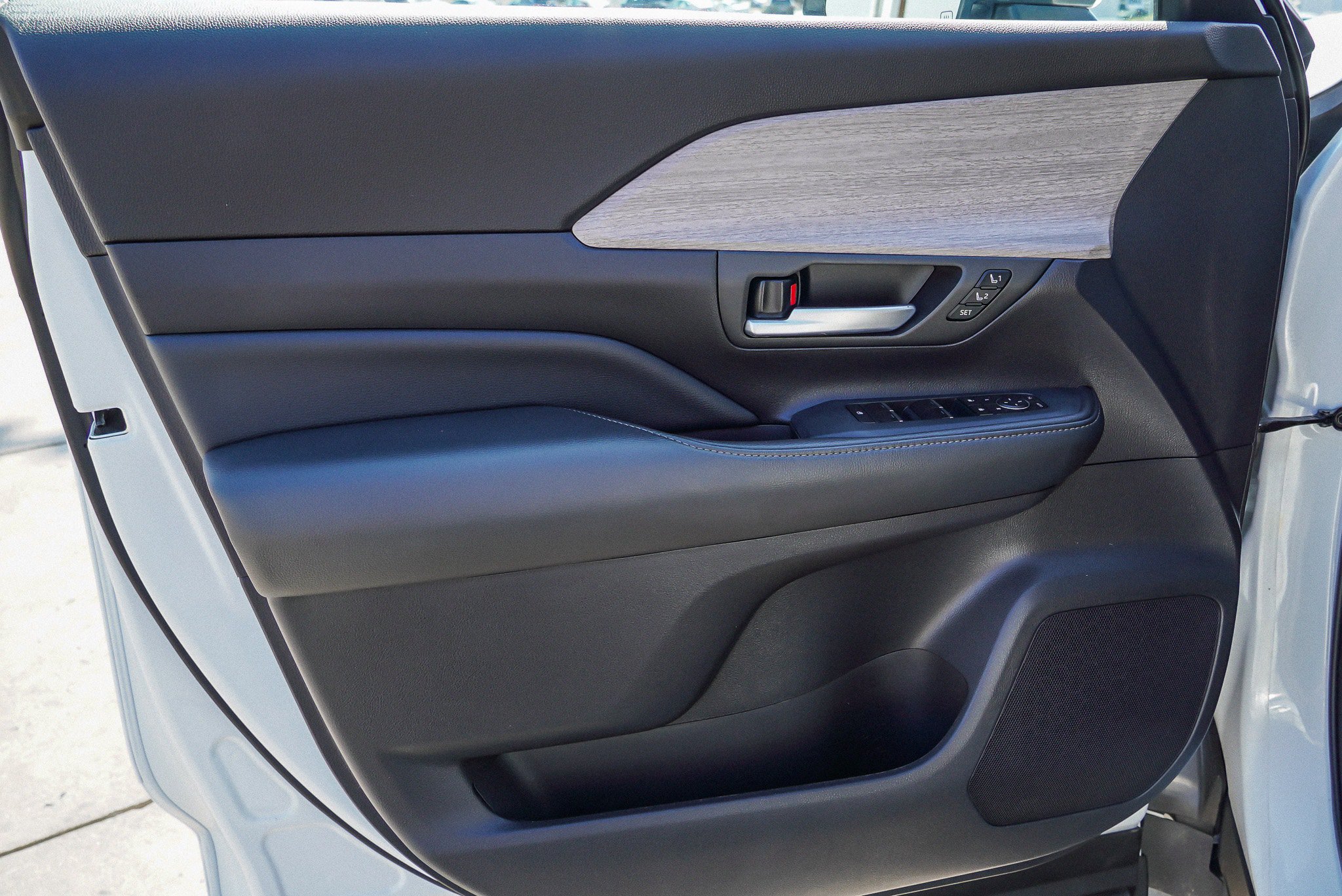 Certified 2025 Toyota Grand Highlander AWD image 22