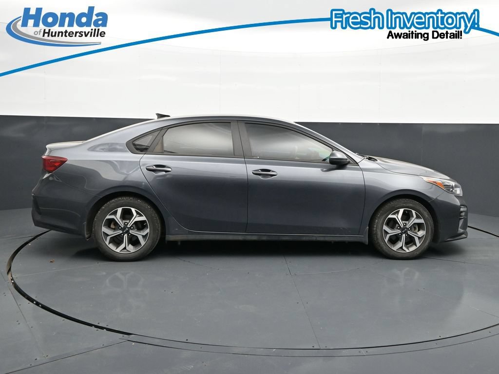 Used 2021 Kia Forte LXS FWD image 11