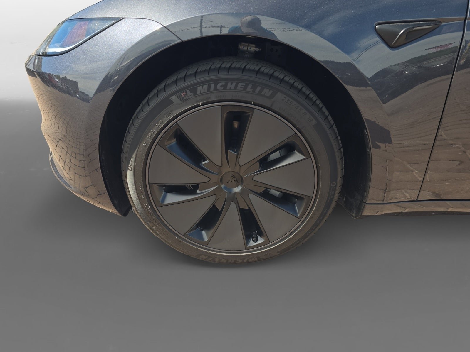 Used 2025 Tesla Model 3 Long Range RWD image 9
