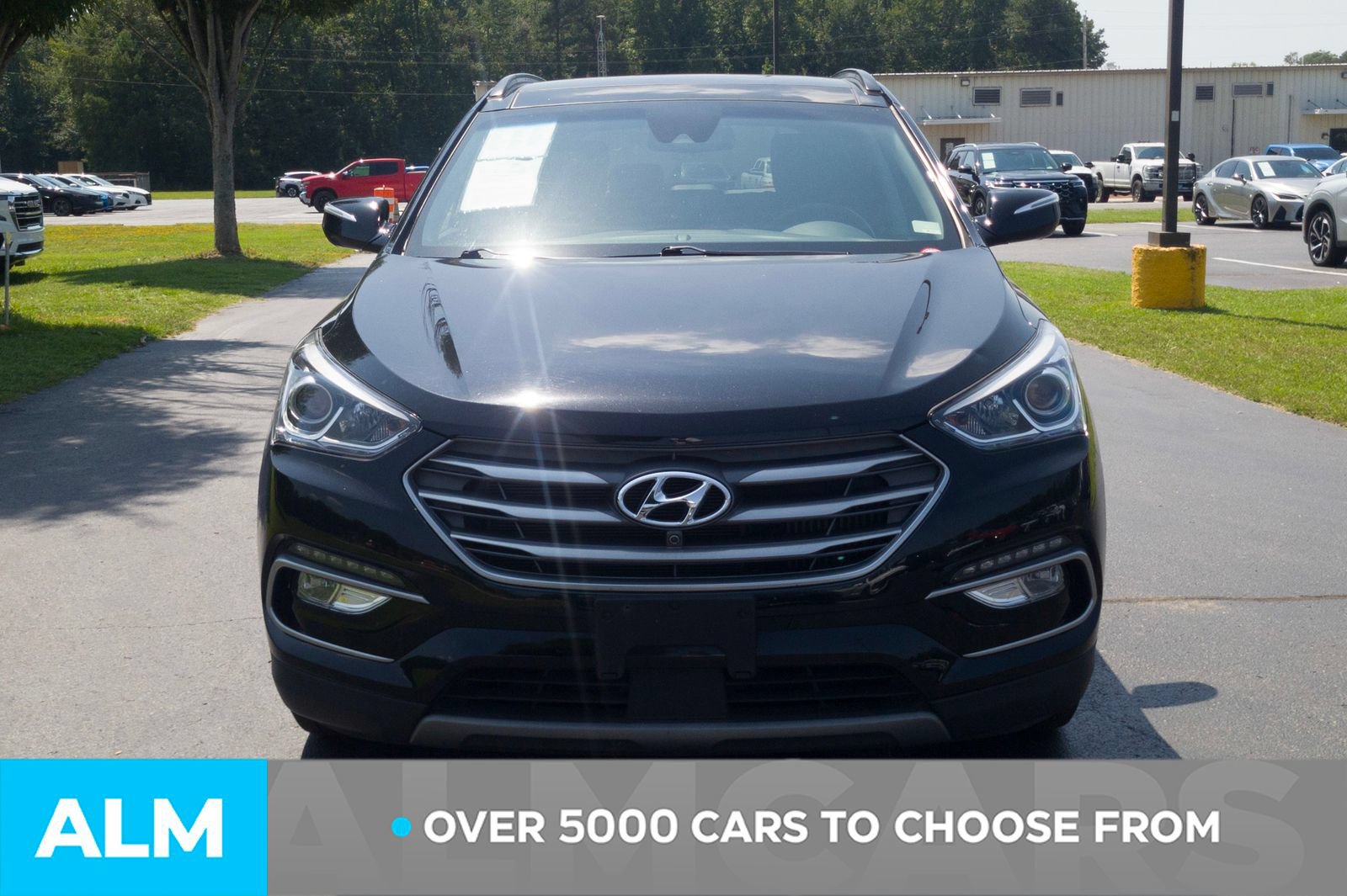 Used 2018 Hyundai Santa Fe Sport w/ 2.0T Ultimate Tech Package 05 AWD/4WD image 2