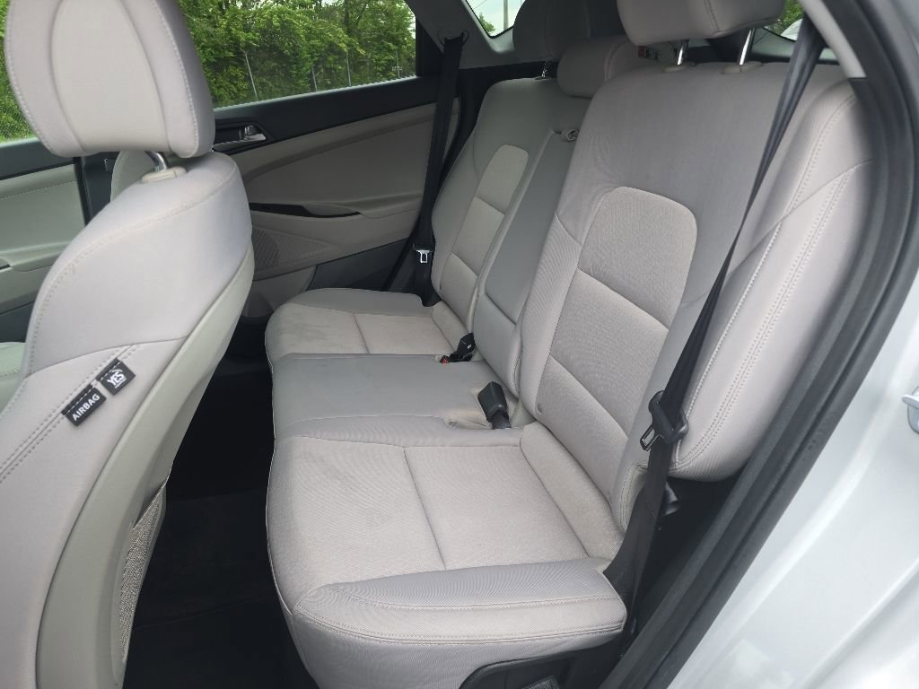 Used 2018 Hyundai Tucson SE AWD/4WD image 25