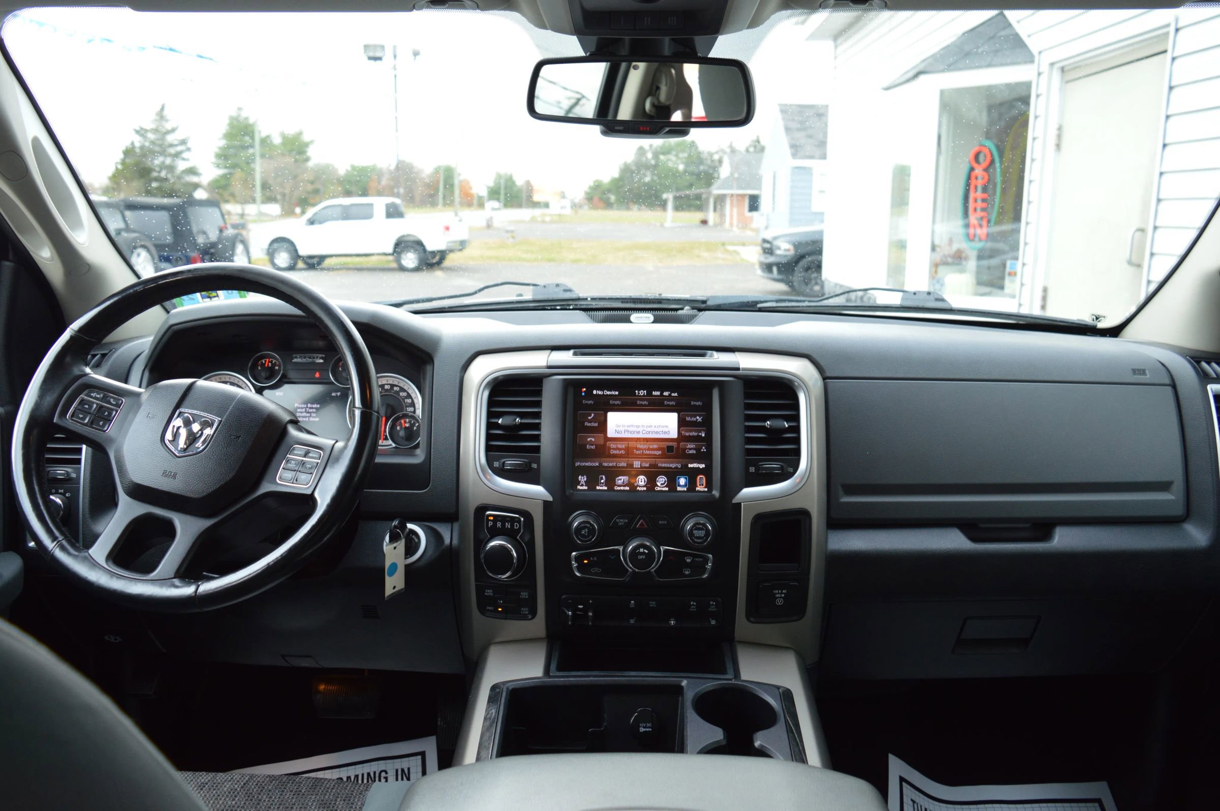 Used 2014 RAM 1500 Big Horn image 30