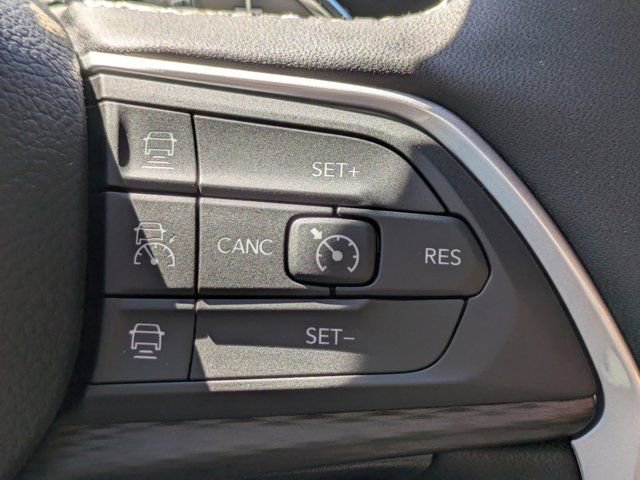 New 2025 Jeep Grand Cherokee Altitude image 23