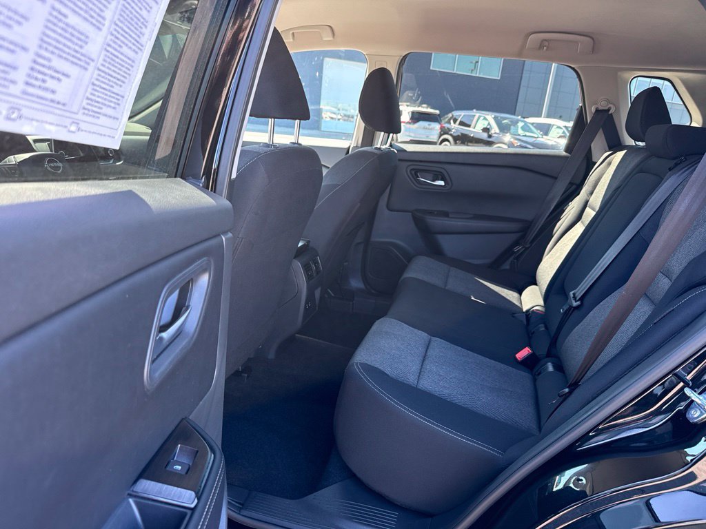 Certified 2026 Nissan Rogue SV AWD/4WD image 24