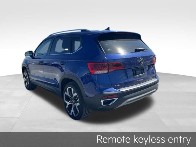 Used 2022 Volkswagen Taos SEL image 5