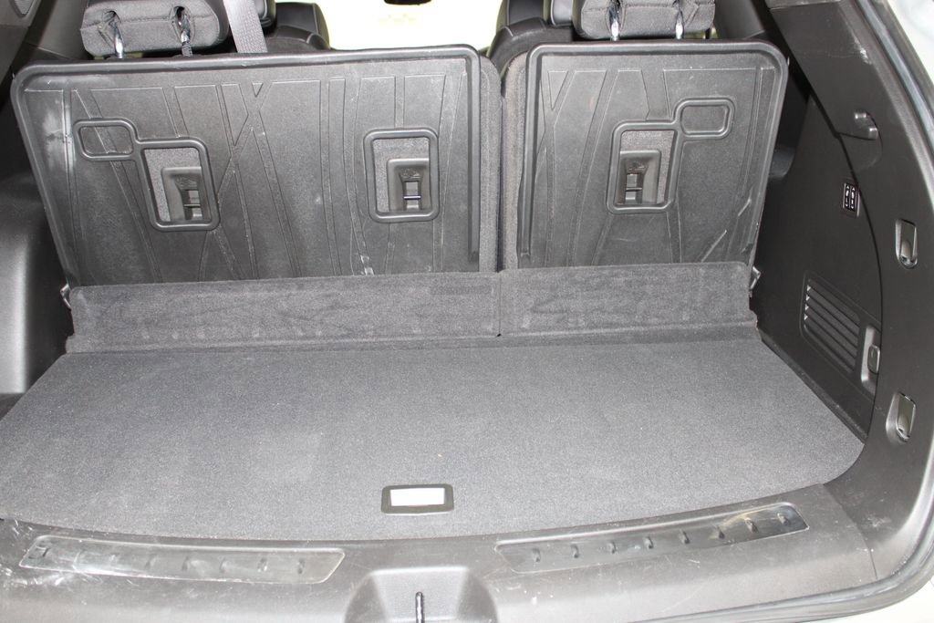 Used 2022 Buick Enclave Avenir w/ Avenir Technology Package image 28