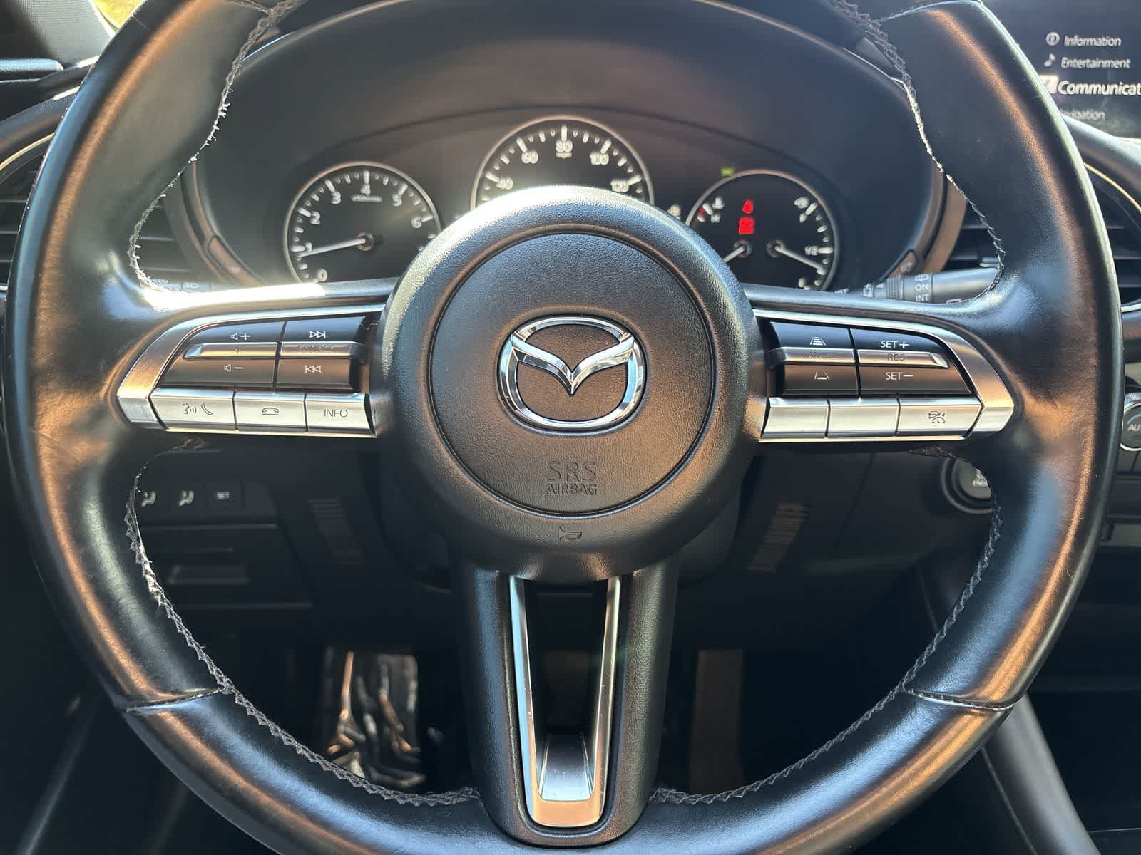 Used 2019 MAZDA MAZDA3 Hatchback w/ Preferred Package FWD image 12