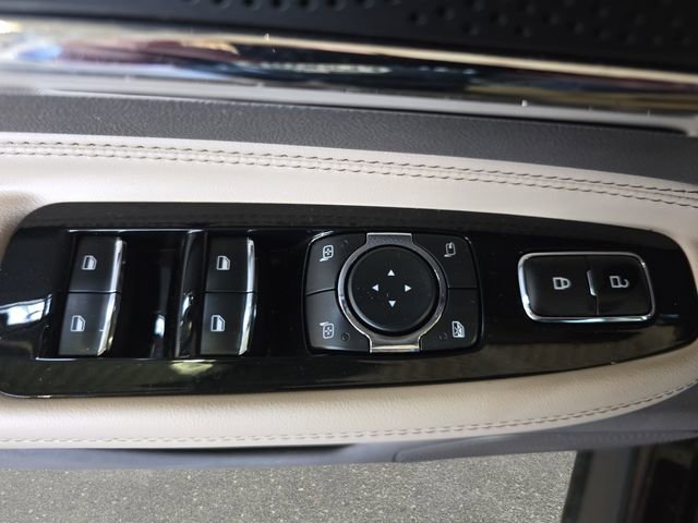 Used 2023 Lincoln Corsair Reserve w/ Equipment Group 201A image 27