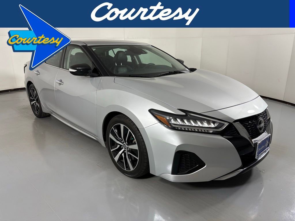 Used 2023 Nissan Maxima SV w/ Floor Mat Group