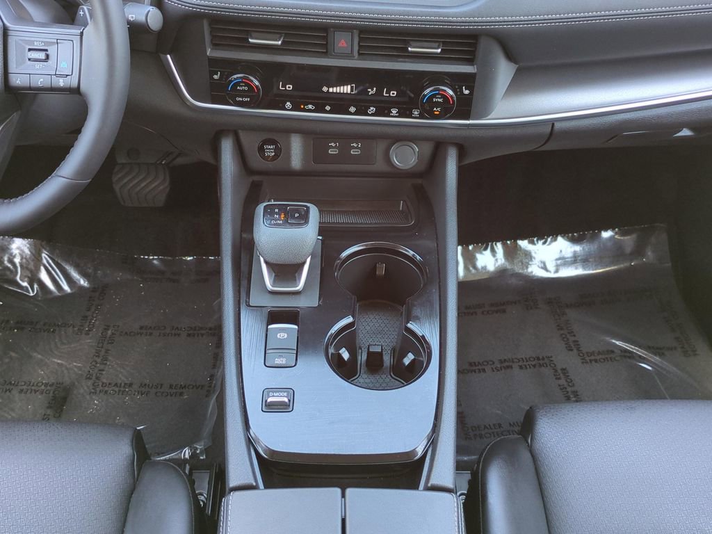 Certified 2025 Nissan Rogue SV w/ SV Premium Package image 21