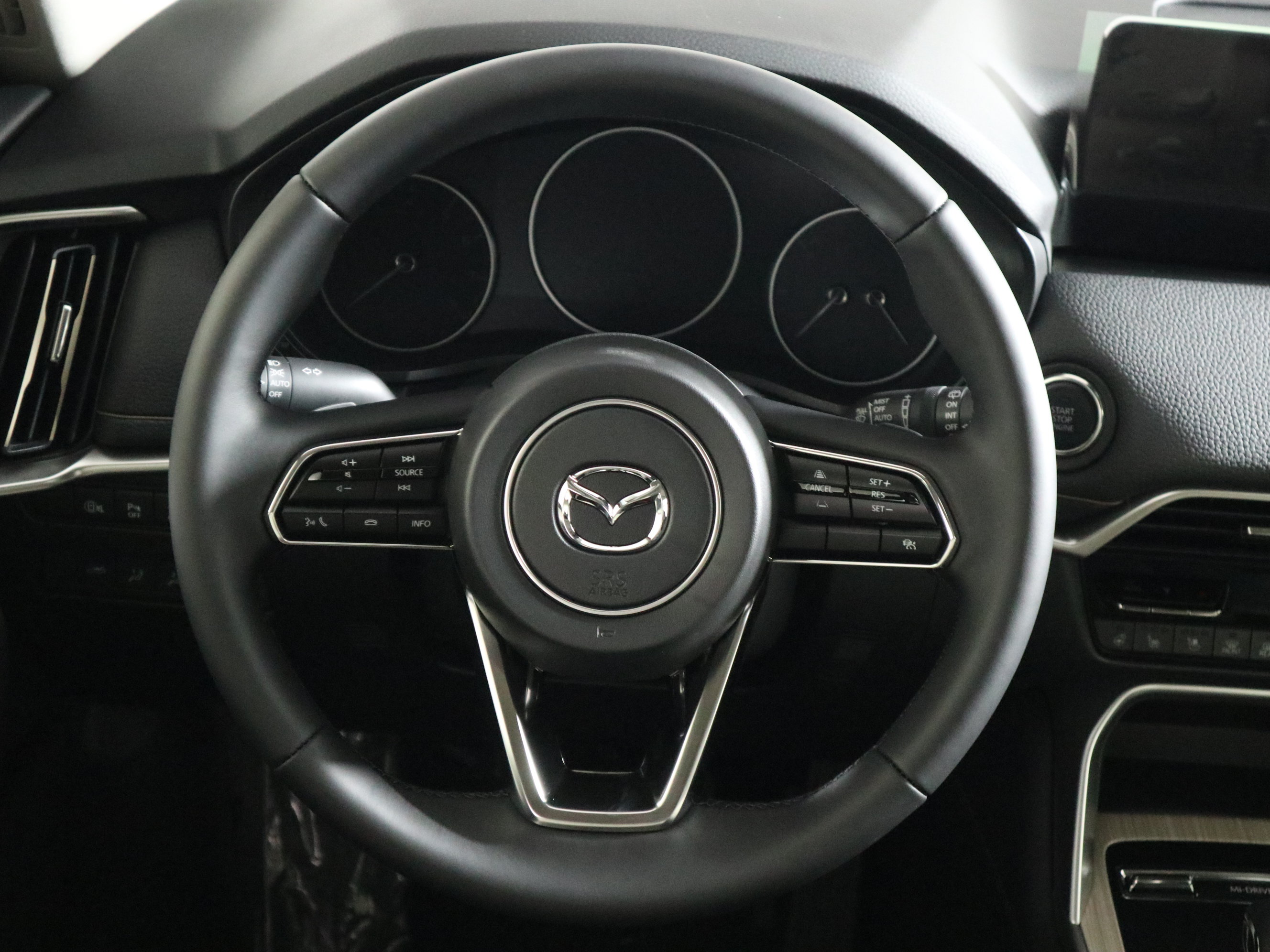 New 2026 MAZDA CX-70 3.3 Turbo w/ Preferred Package AWD/4WD image 13