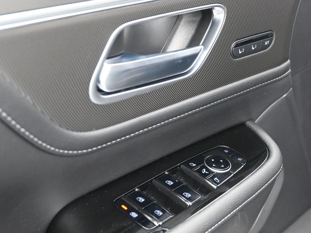 New 2026 INFINITI QX80 Pure w/ Cargo Package image 17