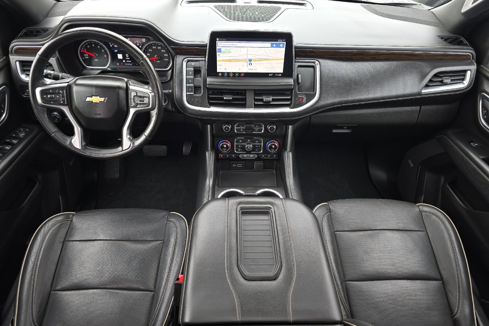 Used 2021 Chevrolet Suburban Premier w/ Premium Package image 13