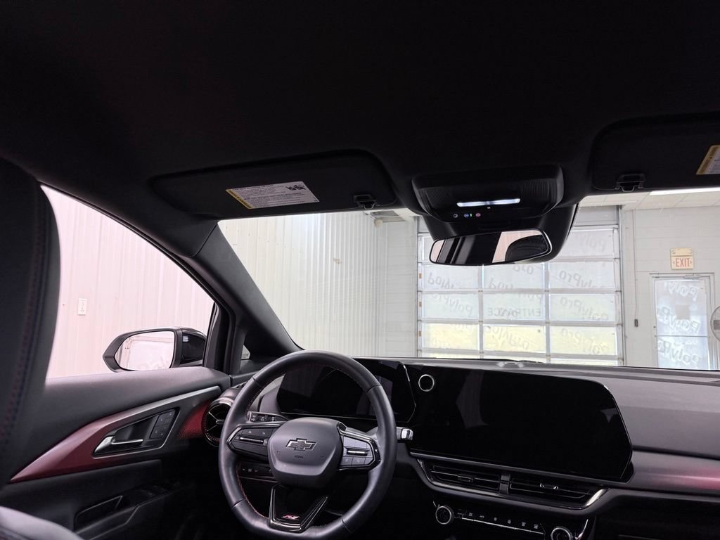 Used 2024 Chevrolet Equinox EV RS FWD image 27