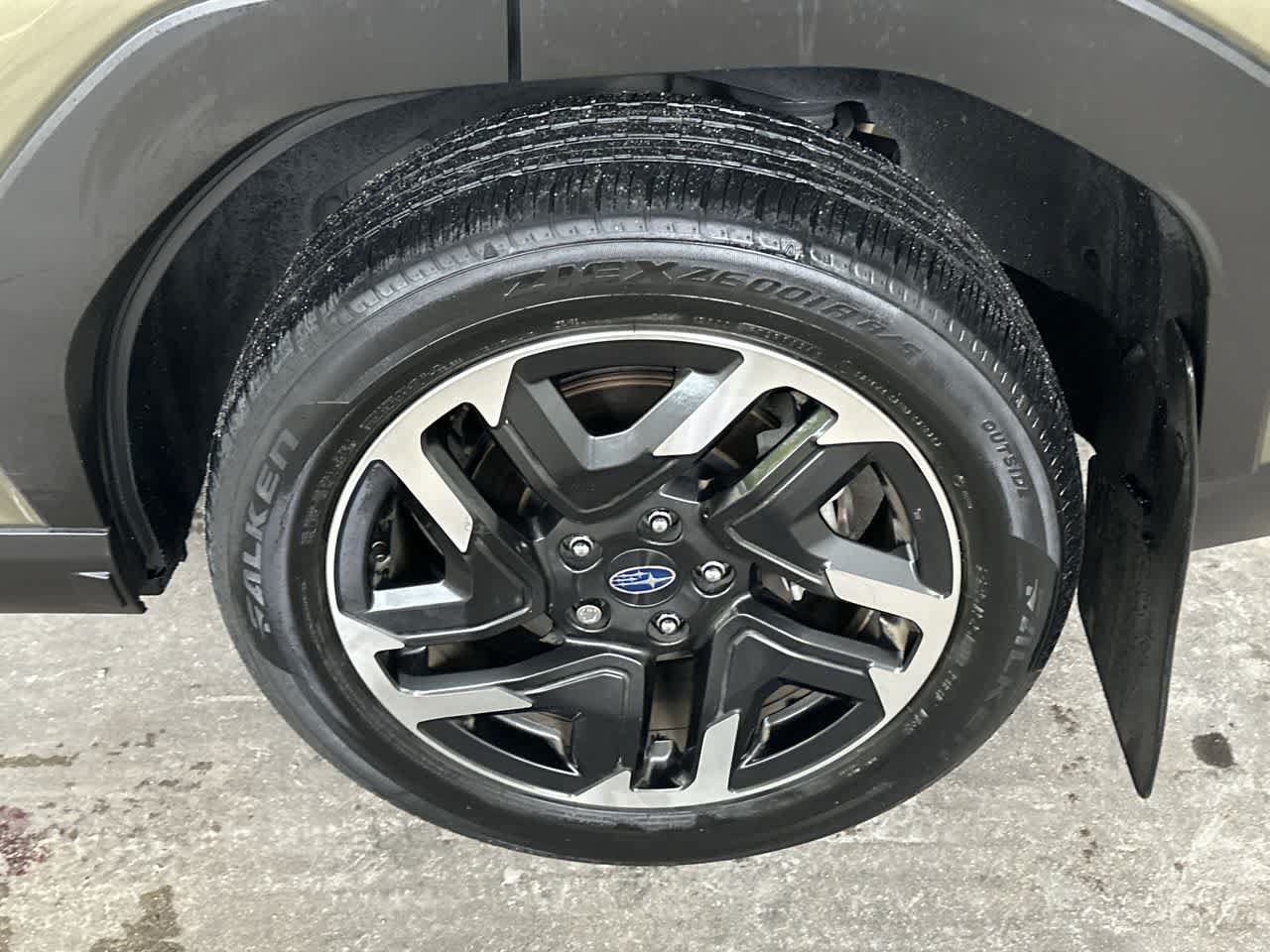 Used 2025 Subaru Forester Limited AWD/4WD image 11