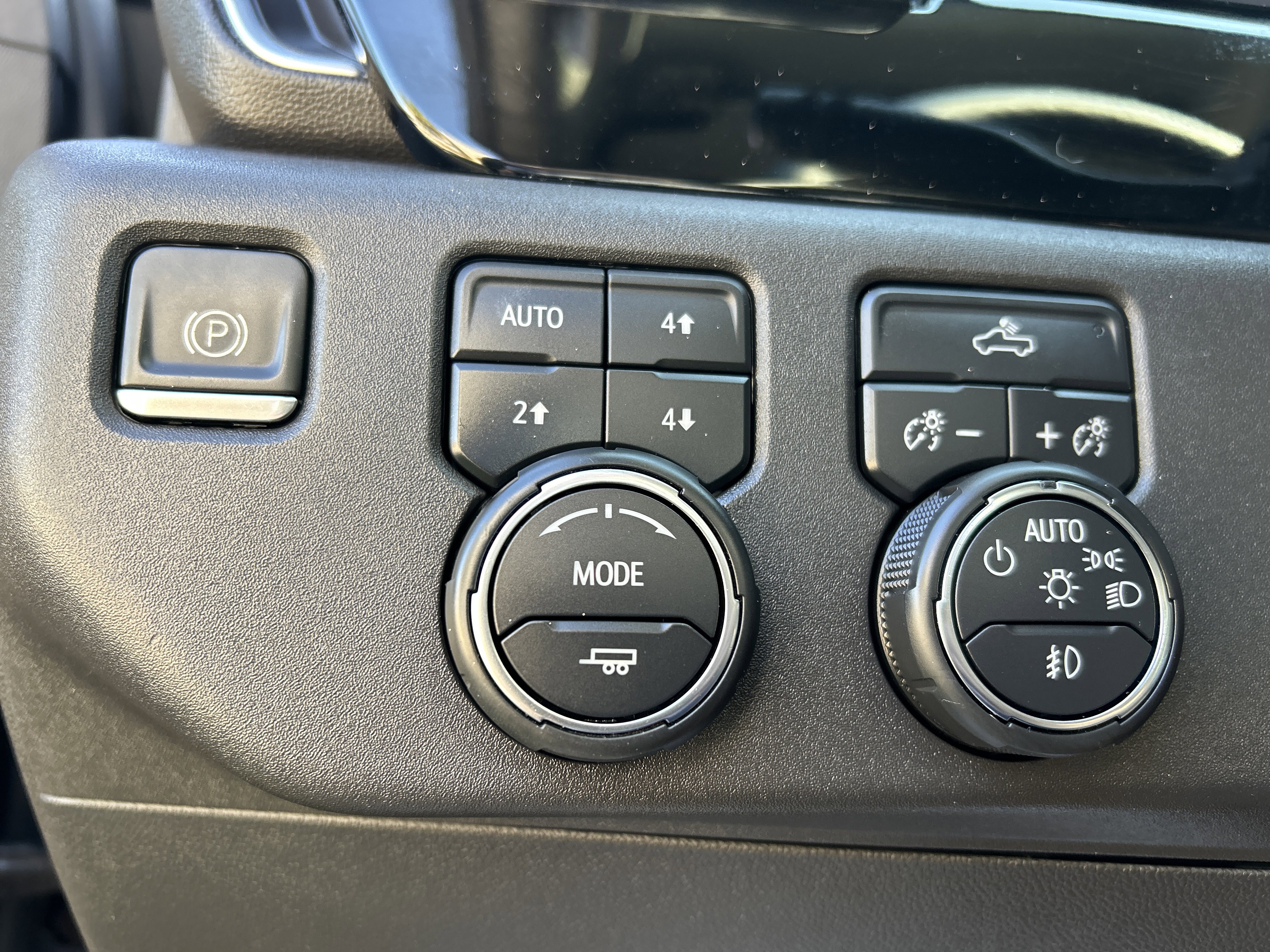 Used 2023 Chevrolet Silverado 1500 RST w/ Z71 Off-Road Package image 22