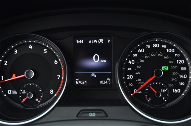 Certified 2021 Volkswagen Atlas SE w/ Towing Package image 12