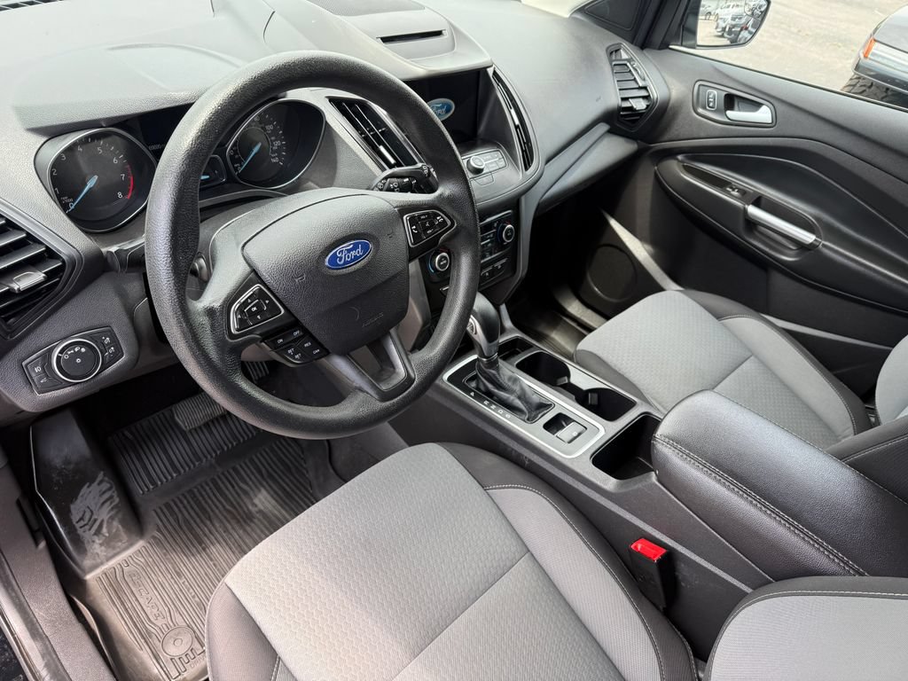 Used 2018 Ford Escape SE w/ SE Sync 3 Package AWD/4WD image 22