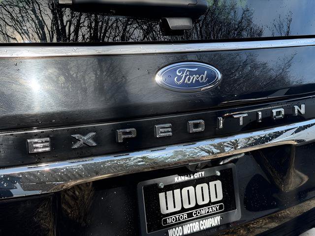Used 2024 Ford Expedition Max Limited image 12