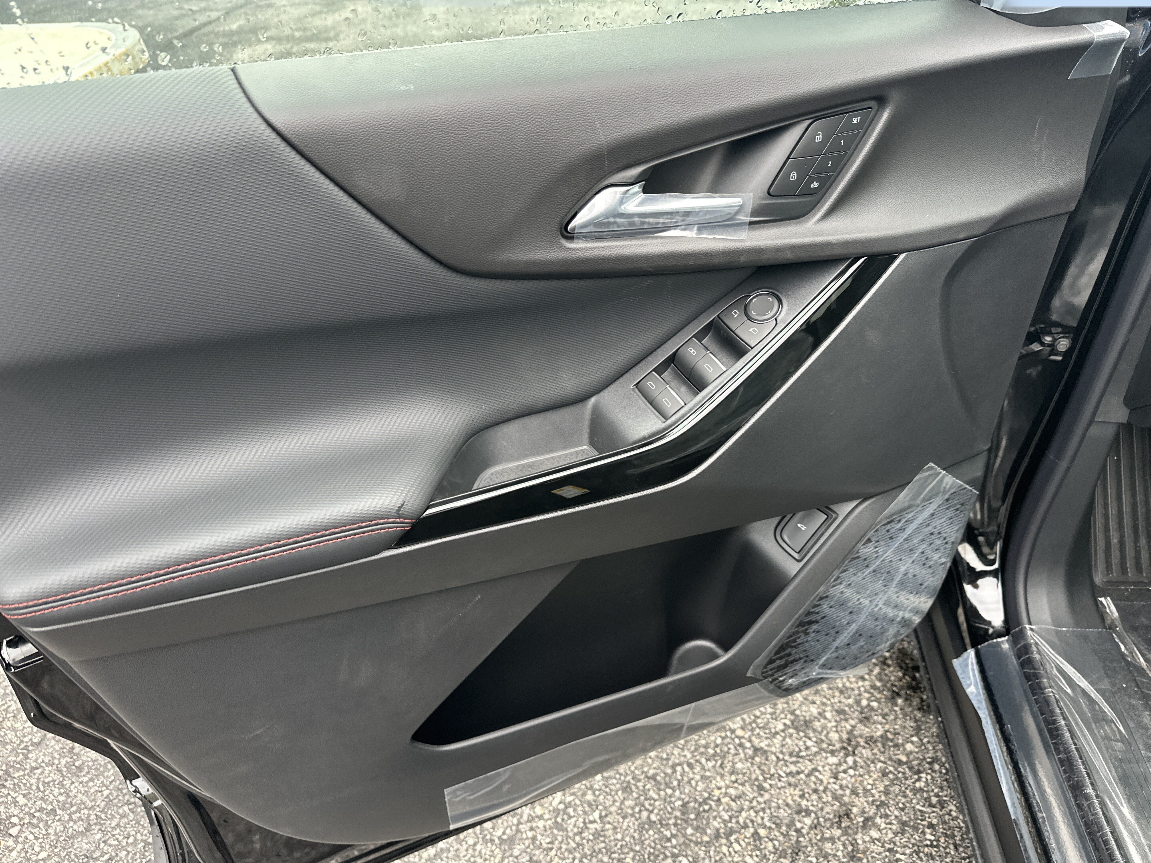 New 2027 Chevrolet Equinox RS w/ Safety and Technology Package AWD/4WD image 8
