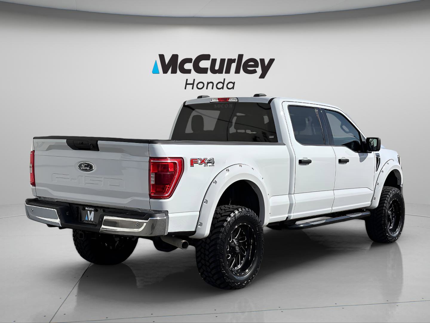 Used 2023 Ford F150 XLT w/ Equipment Group 301A Mid image 3