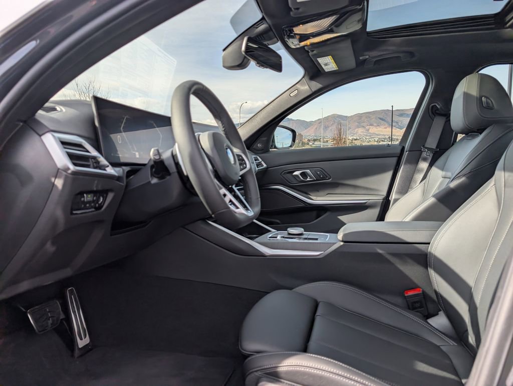New 2026 BMW 330i xDrive Sedan w/ M Sport Package image 10