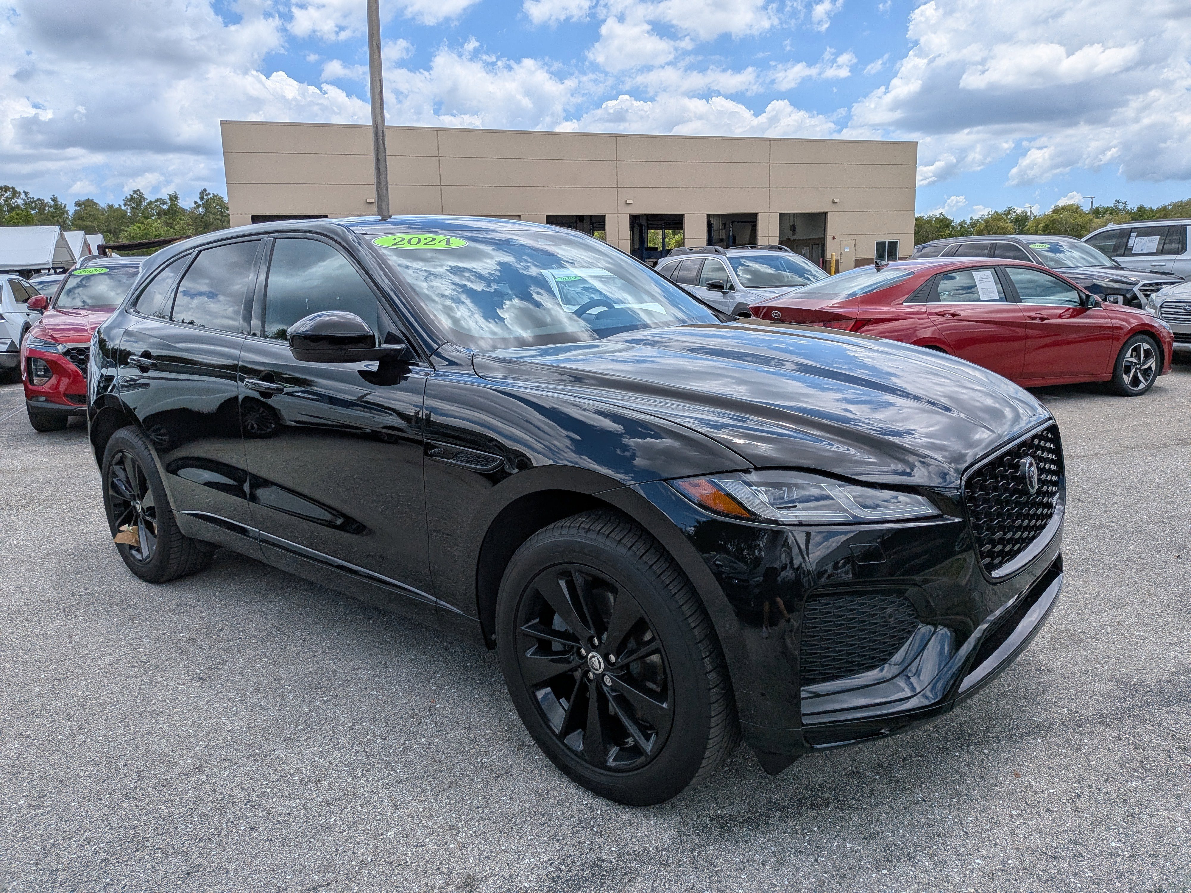 Used 2024 Jaguar F-PACE R-Dynamic S AWD/4WD image 2