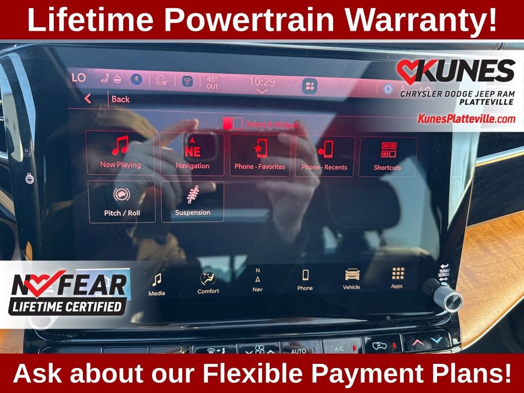 Used 2024 Jeep Grand Wagoneer L Series III image 21