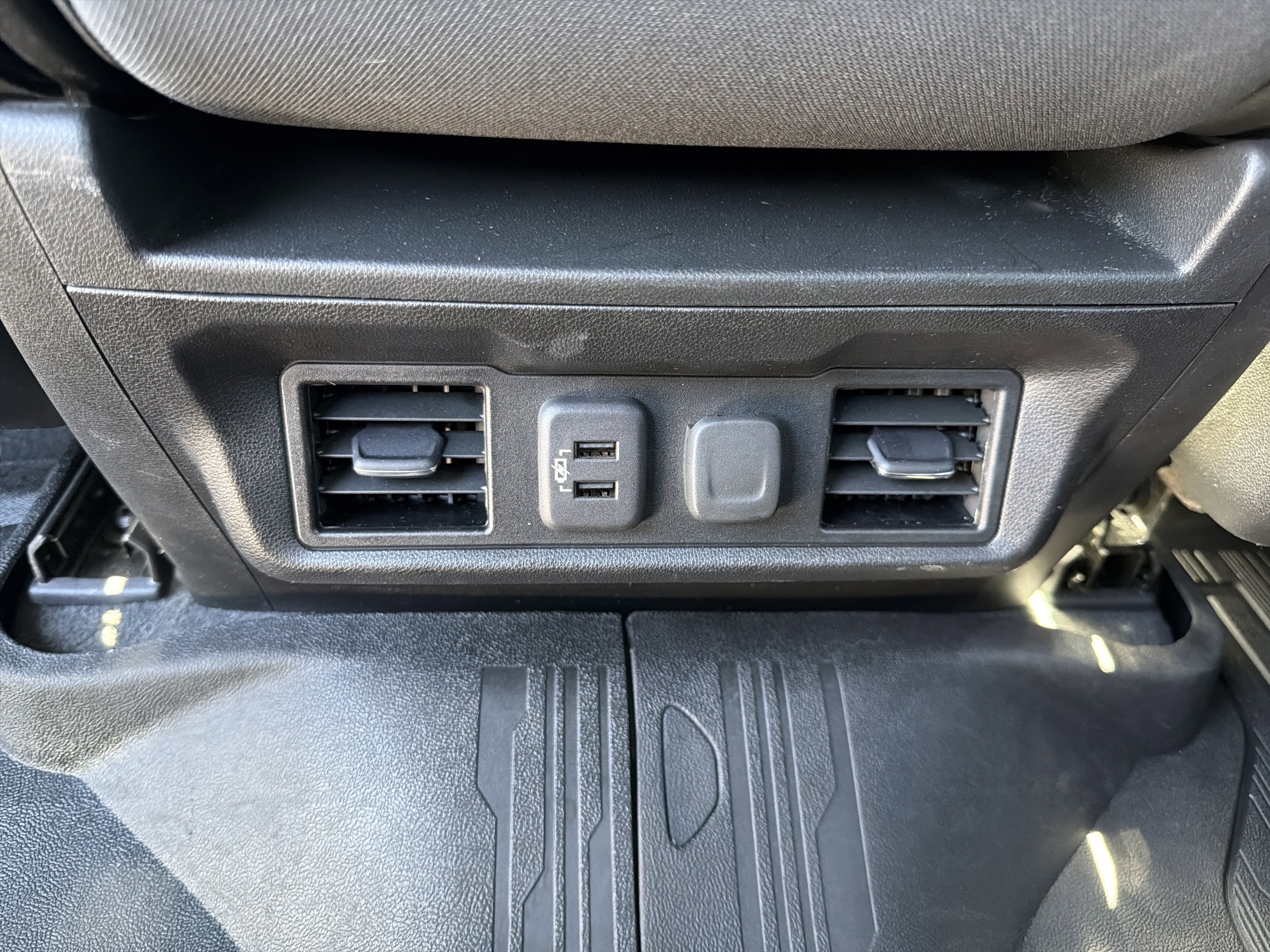 Used 2021 GMC Sierra 1500 Elevation AWD/4WD image 22