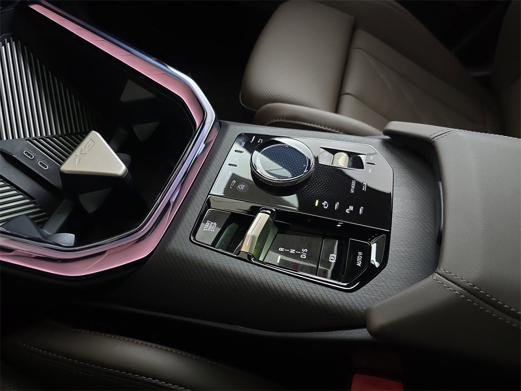 Used 2025 BMW X3 xDrive30i w/ Premium Package image 27