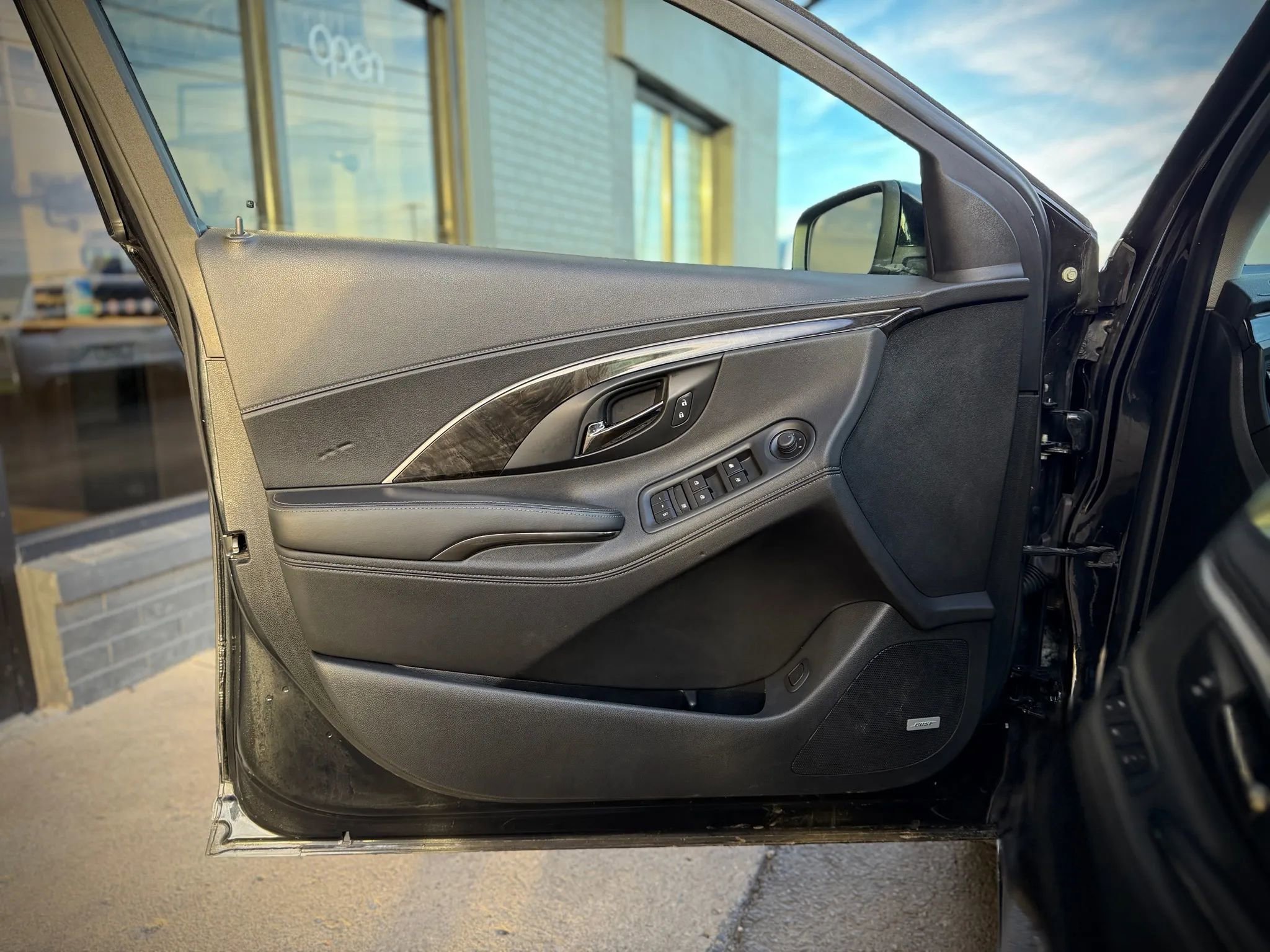 Used 2016 Buick LaCrosse Sport Touring w/ Experience Buick Package image 7