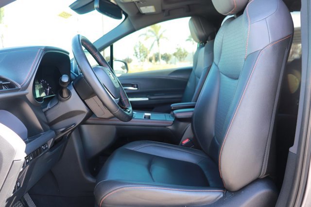 Used 2022 Toyota Sienna XSE w/ XSE Plus Package image 11