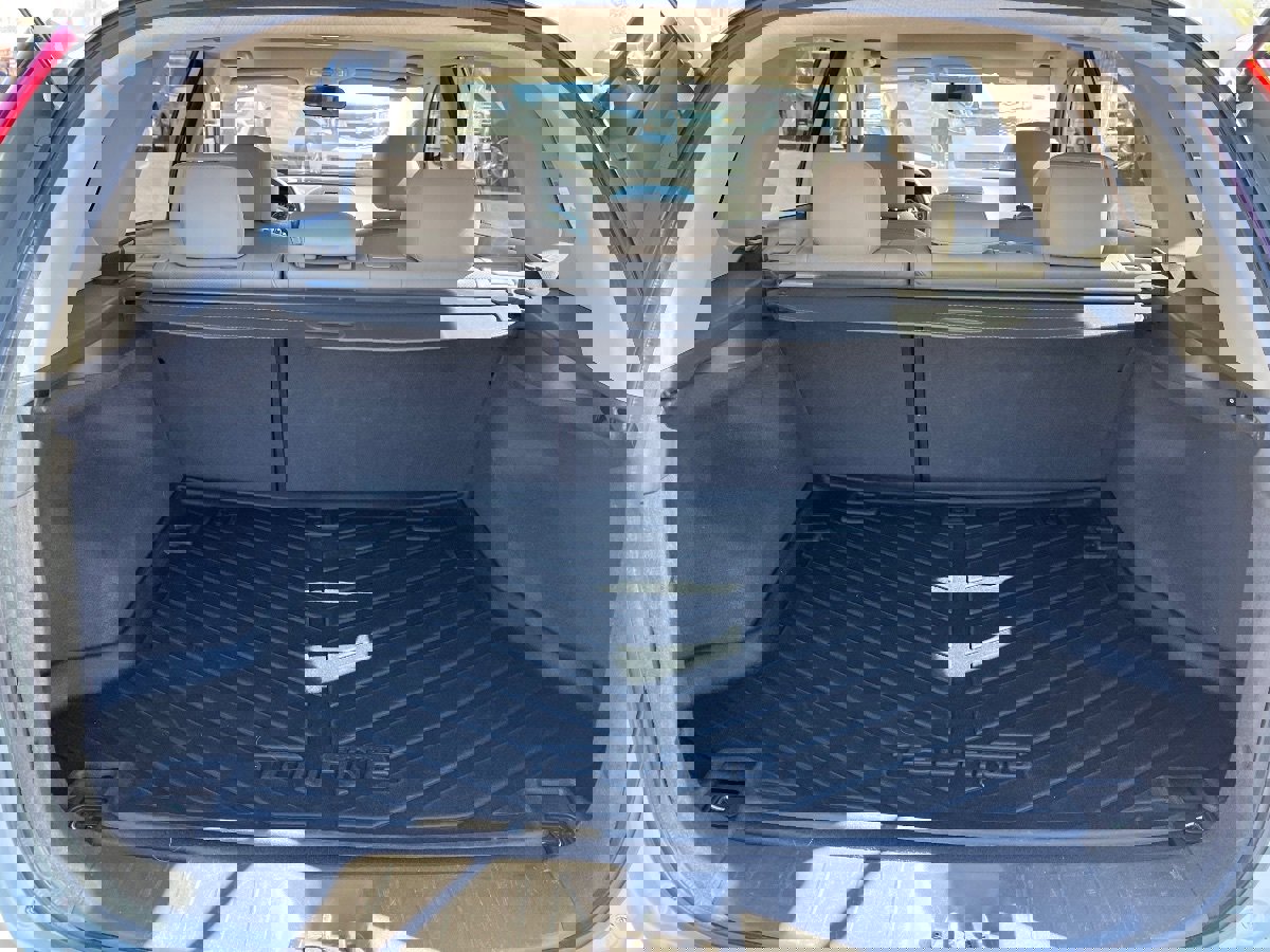 Used 2011 Hyundai Elantra SE image 30