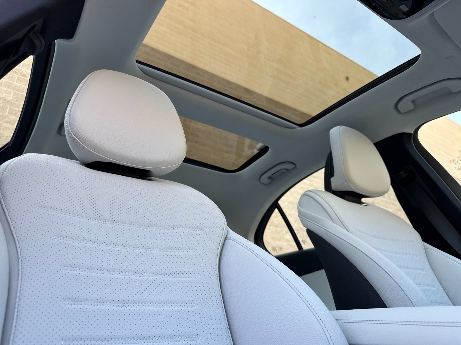New 2026 Mercedes-Benz C 300 4MATIC Sedan image 15