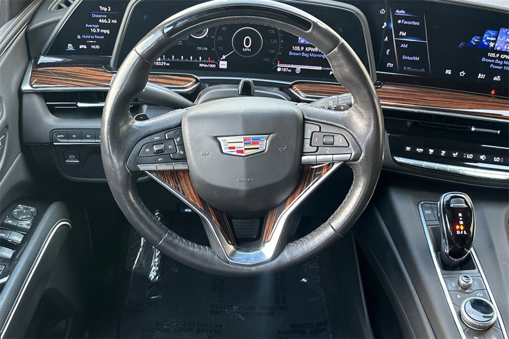 Used 2022 Cadillac Escalade Premium Luxury image 17