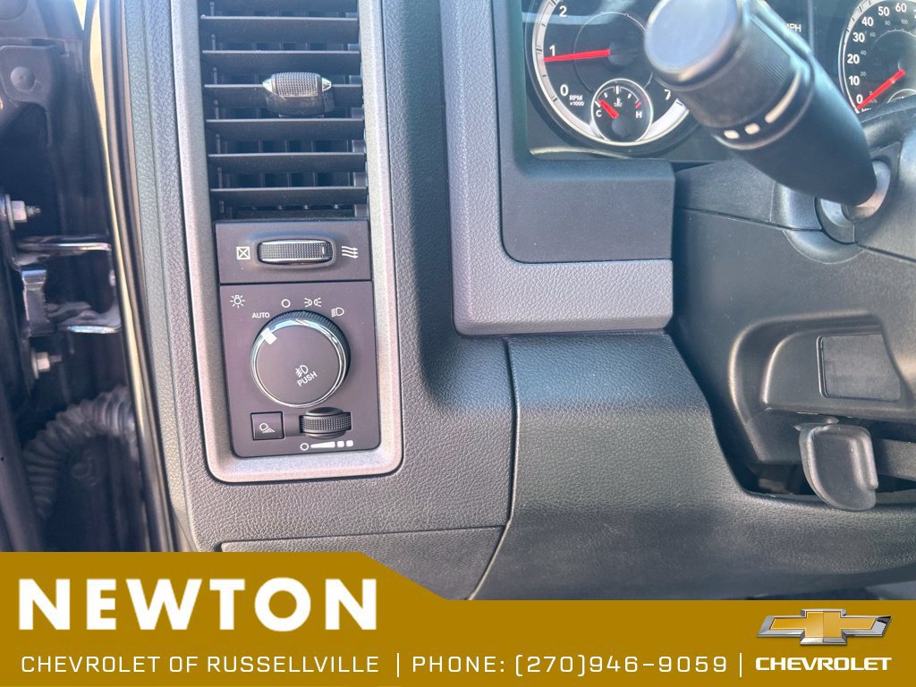 Used 2015 RAM 1500 Express AWD/4WD image 7