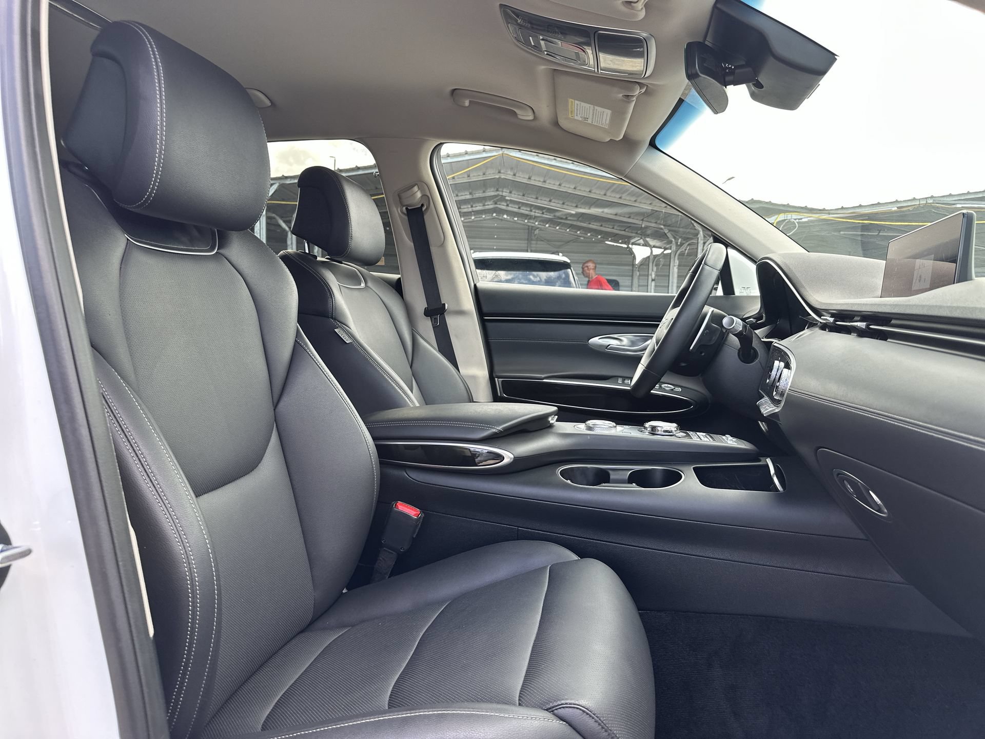 Used 2025 Genesis GV70 2.5T AWD/4WD image 26