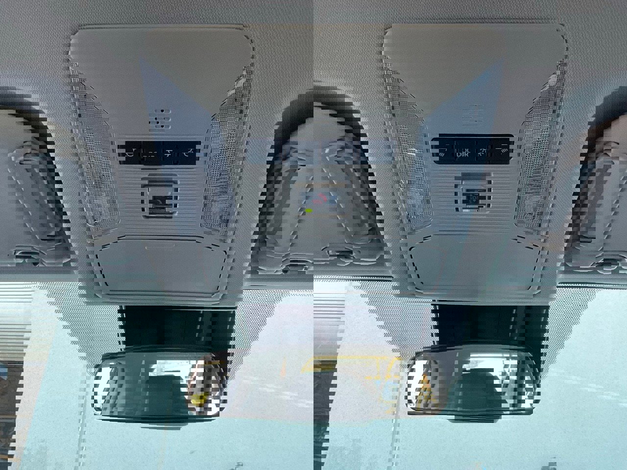 Used 2025 Toyota RAV4 XLE image 16