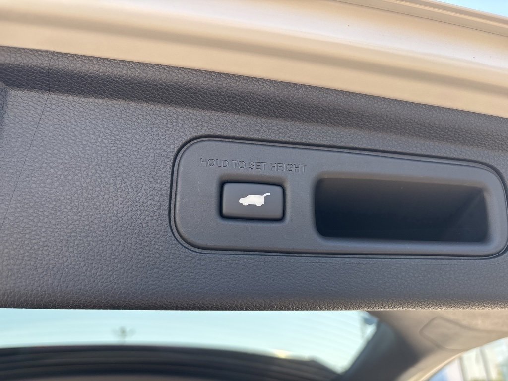 New 2026 Honda Odyssey Touring image 19