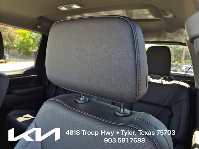 Used 2024 GMC Sierra 1500 SLT AWD/4WD image 23