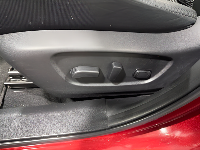 Used 2021 Nissan Rogue Sport SV FWD image 12