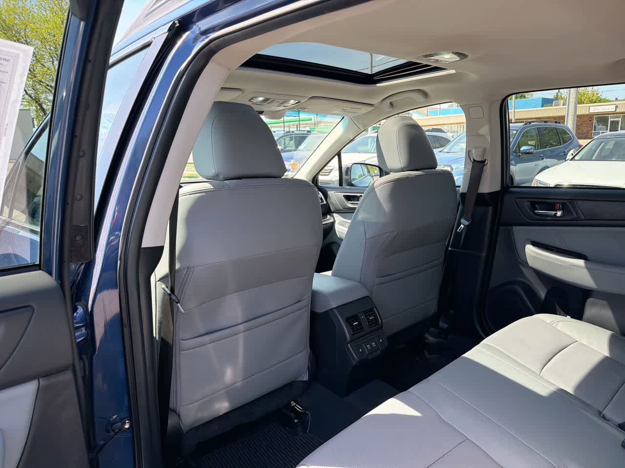 Used 2019 Subaru Outback 2.5i Limited w/ Popular Package #2 AWD/4WD image 23
