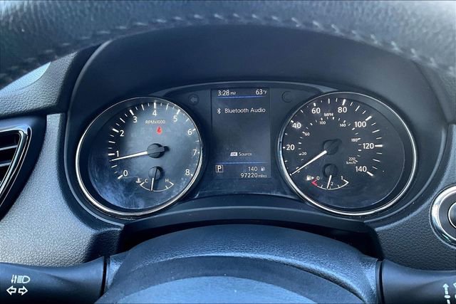 Used 2020 Nissan Rogue SV image 14