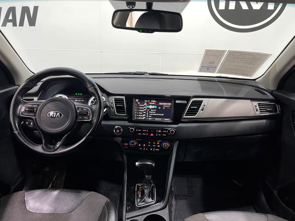 Used 2018 Kia Niro EX w/ EX Touring Graphite Edition image 18